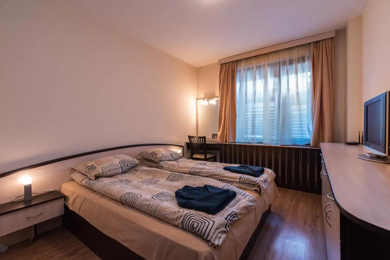 Charming, Fully-Furnished, 2-Bedroom Apartment بانسكو المظهر الخارجي الصورة