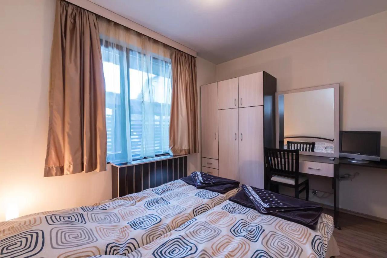 Charming, Fully-Furnished, 2-Bedroom Apartment بانسكو المظهر الخارجي الصورة